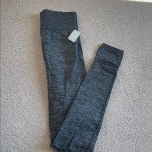 NWT Maurices Dark Heather Grey Leggings